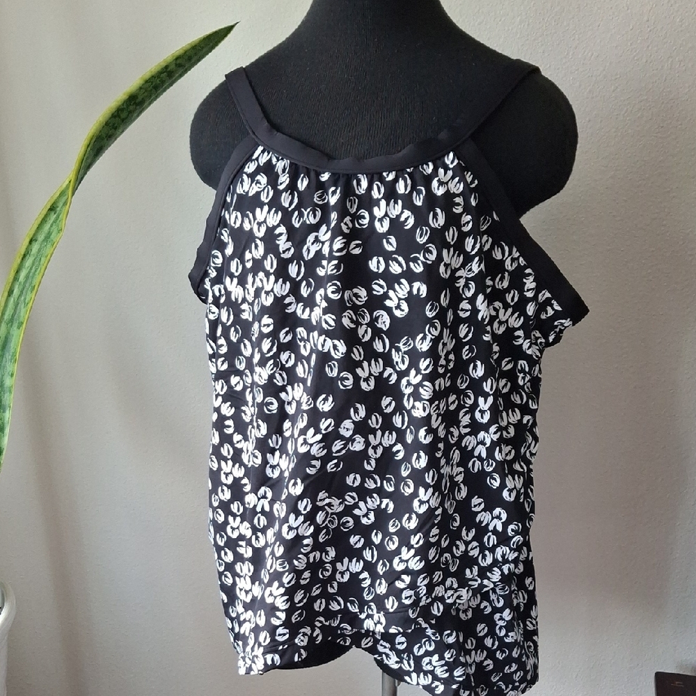 Swim Solutions Black and White Boxy Tank Top - Picture 3 of 10